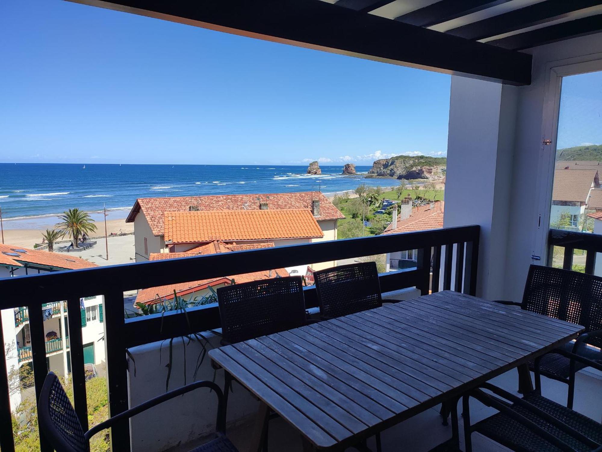 Appartement T4 Hendaye A Deux Pas De La Plage Avec Parking Prive - Fr-1-239-666 Exterior photo